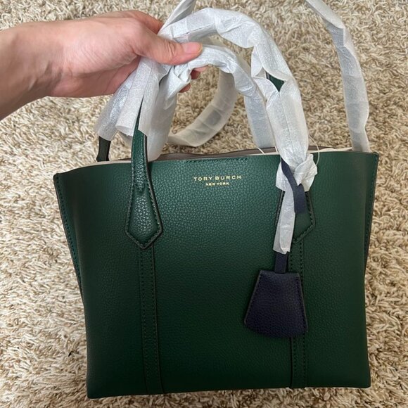 Tory Burch SMALL PERRY TRIPLE-COMPARTMENT TOTE - Picture 3 of 9